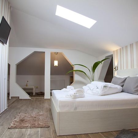 Hotel Nova Residence Popesti-Leordeni Szoba fotó