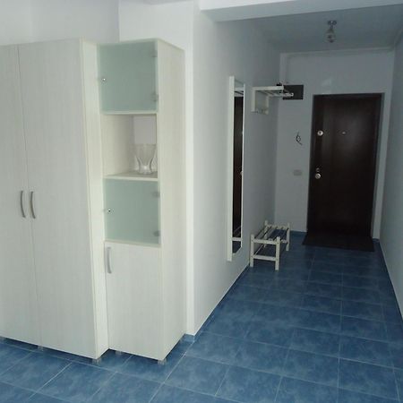 Hotel Nova Residence Popesti-Leordeni Kültér fotó