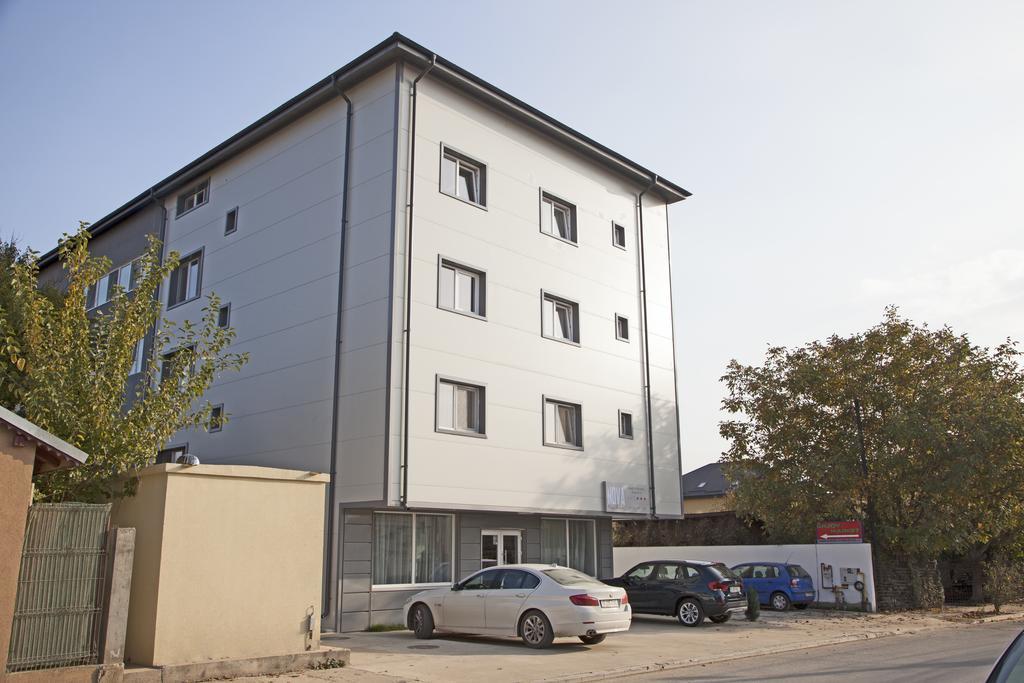 Hotel Nova Residence Popesti-Leordeni Kültér fotó