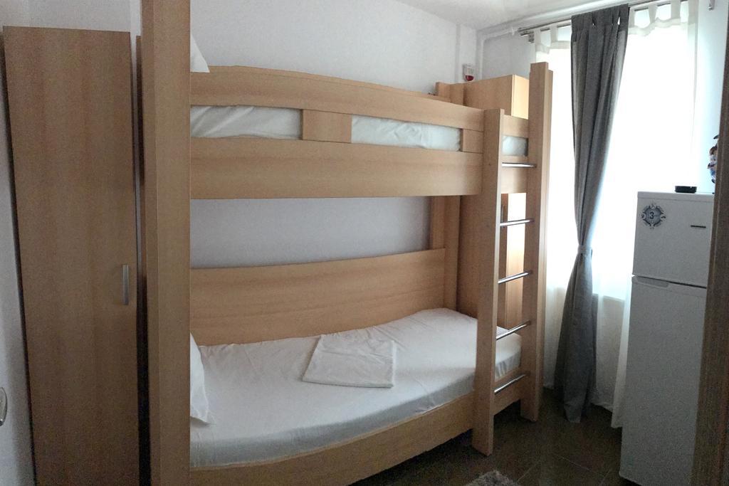 Hotel Nova Residence Popesti-Leordeni Kültér fotó