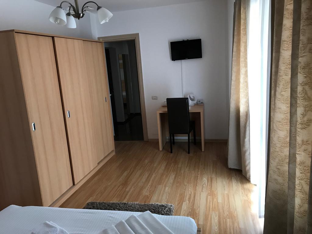 Hotel Nova Residence Popesti-Leordeni Kültér fotó