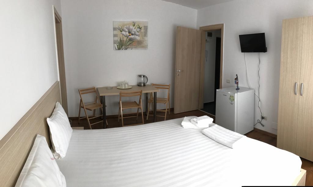 Hotel Nova Residence Popesti-Leordeni Kültér fotó