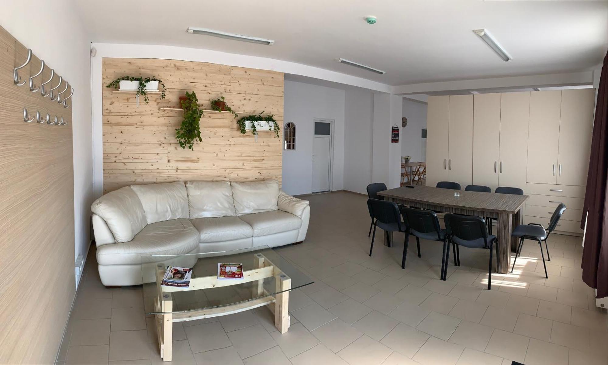 Hotel Nova Residence Popesti-Leordeni Kültér fotó