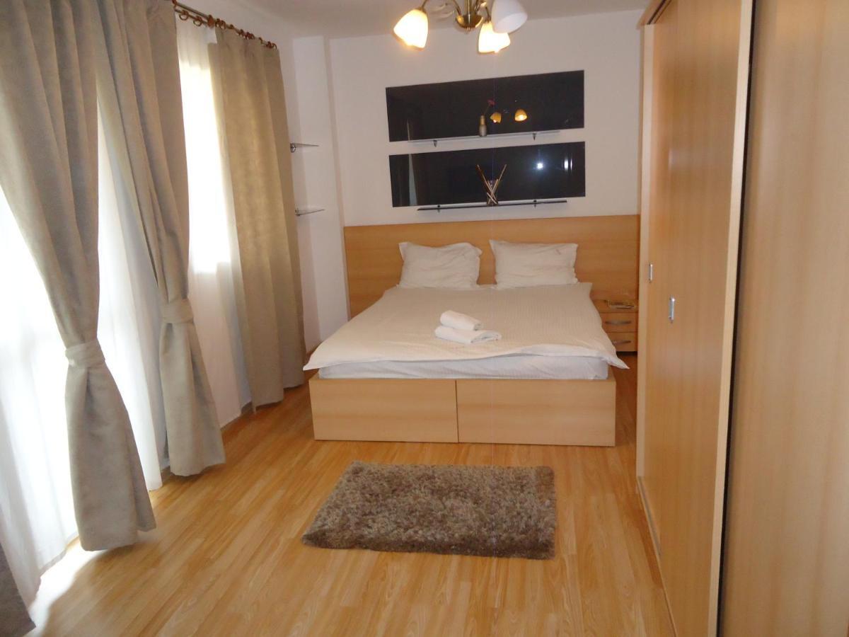 Hotel Nova Residence Popesti-Leordeni Kültér fotó